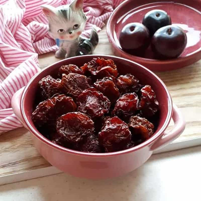 قیسی آلو قرمز با طعم ملس و رنگ طبیعی میوه